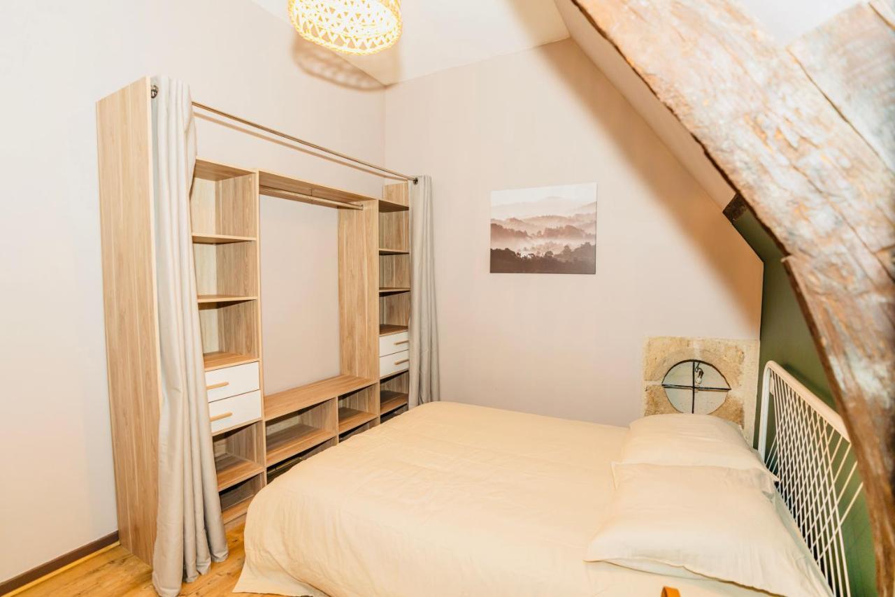 Apartamento Nid Douillet La Cour Du Dauphin, Vue Cathedrale Imprenable Laon Exterior foto