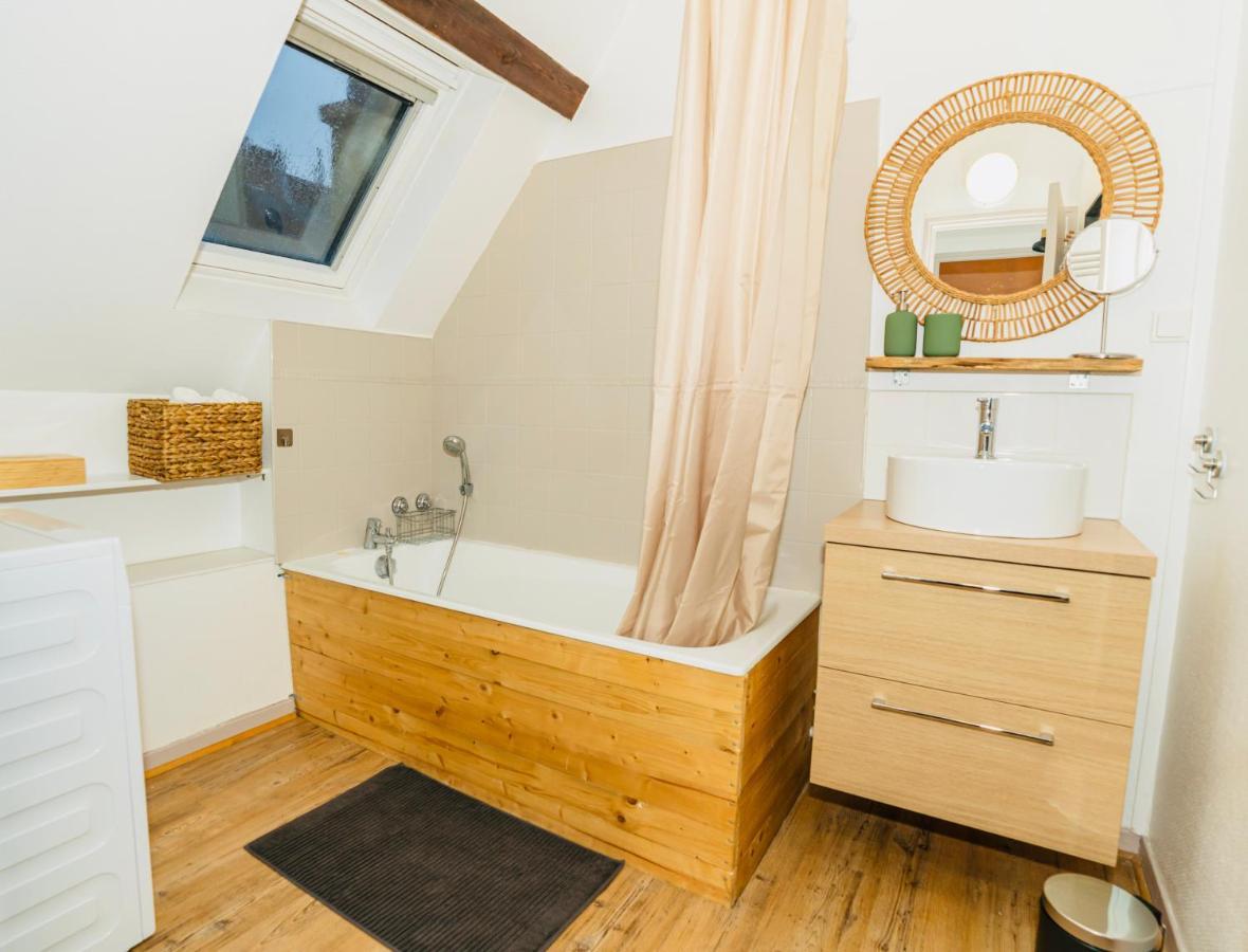 Apartamento Nid Douillet La Cour Du Dauphin, Vue Cathedrale Imprenable Laon Exterior foto